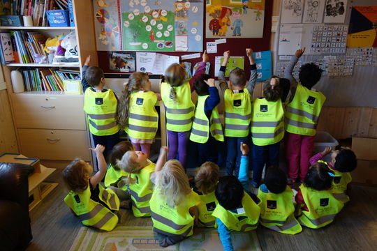 Gratis refleksvester til alle barn og unge i Herøy